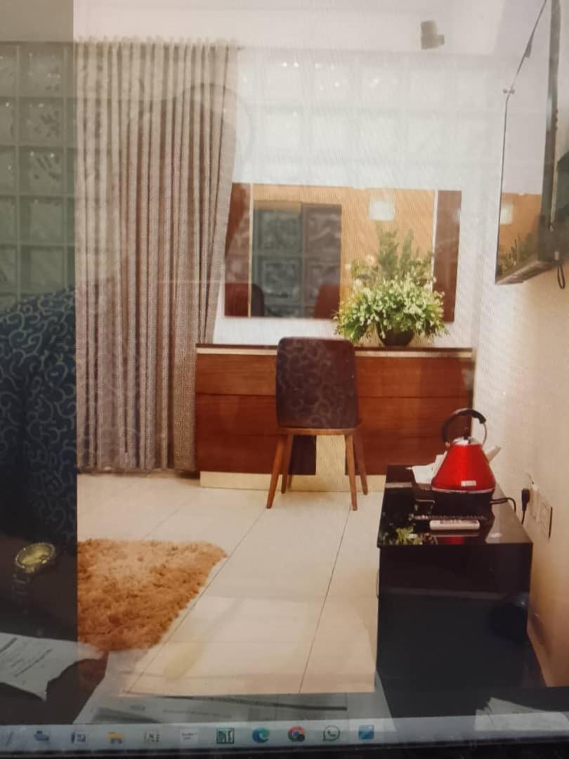 Diamond Lane Hotel อาบูจา ภายนอก รูปภาพ